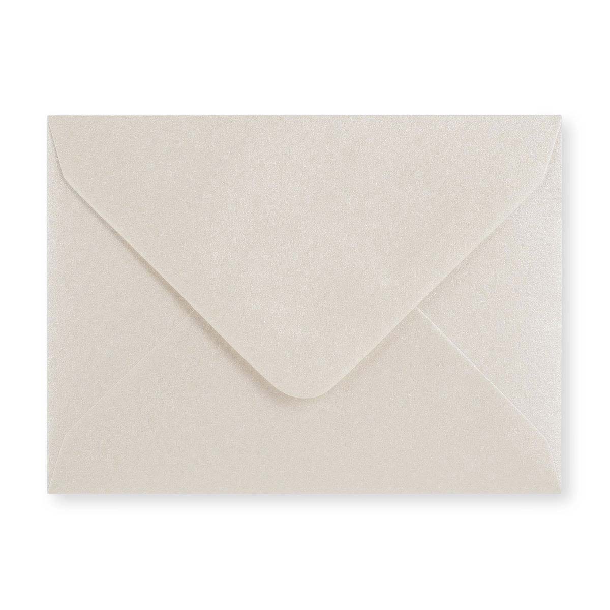 Oesterkleurige envelop - Punt Flap 82x113 mm (C7)